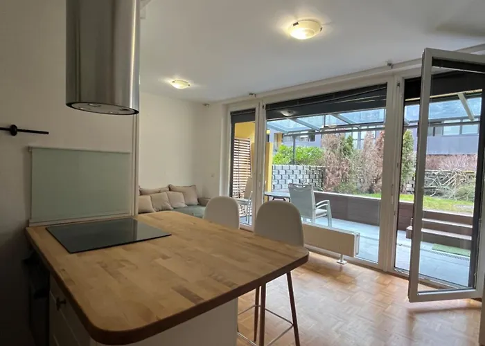 Oasis Atrium With Free Parking Apartma